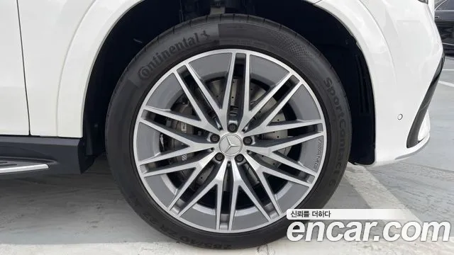 Mercedes-Benz GLE-Class — Фото автомобиля 5