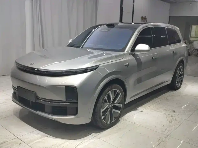 Фотография автомобиля — Li Auto L9