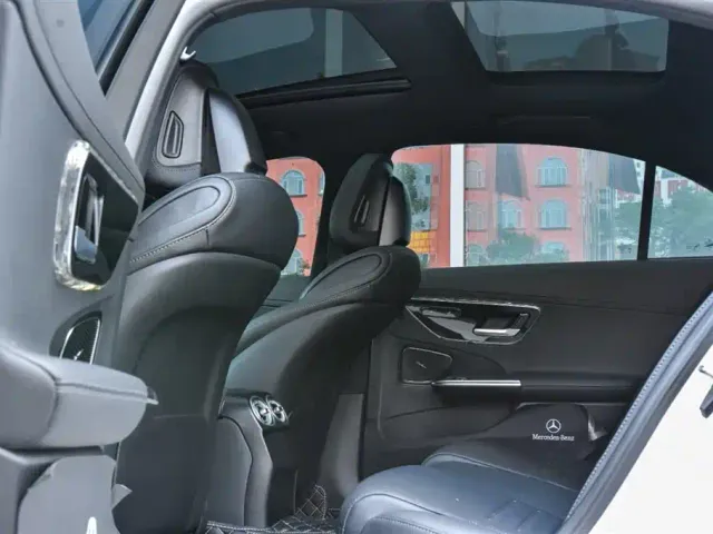 Mercedes-Benz C-Class — Фото автомобиля 13