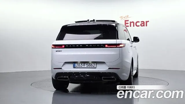 Land Rover Range Rover Sport 3rd Gen — Фото автомобиля 4