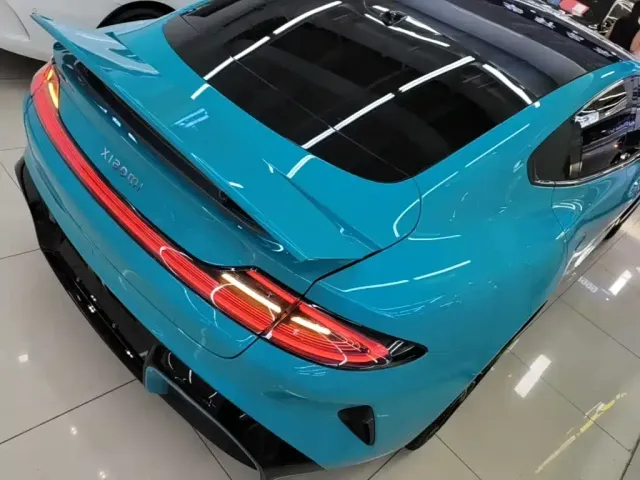 Xiaomi SU7 — Фото автомобиля 6