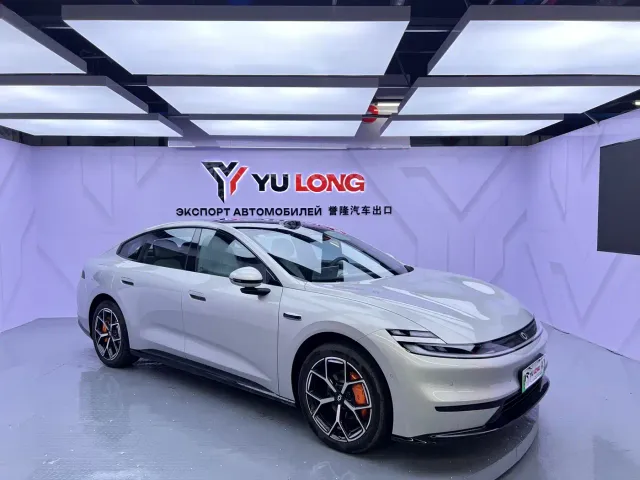 Changan Qiyuan A06 — Фото автомобиля 8