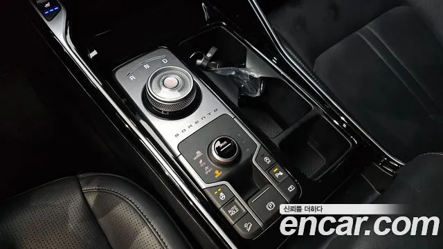 Kia Sorento Новый Sorento 4 поколение Дизель 2.2 4WD — Фото автомобиля 9