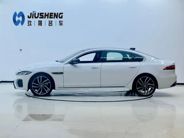 Jaguar XFL — Фото автомобиля 3