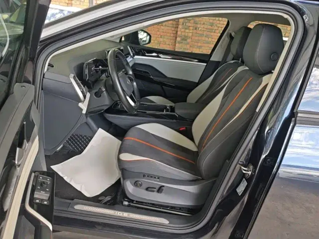 Volkswagen ID.6 Crozz — Фото автомобиля 14