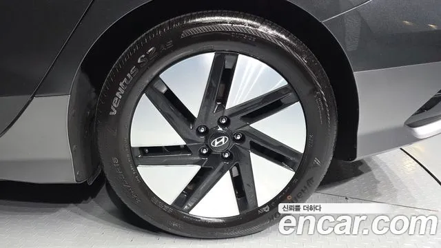 Hyundai Ioniq 6 — Фото автомобиля 6