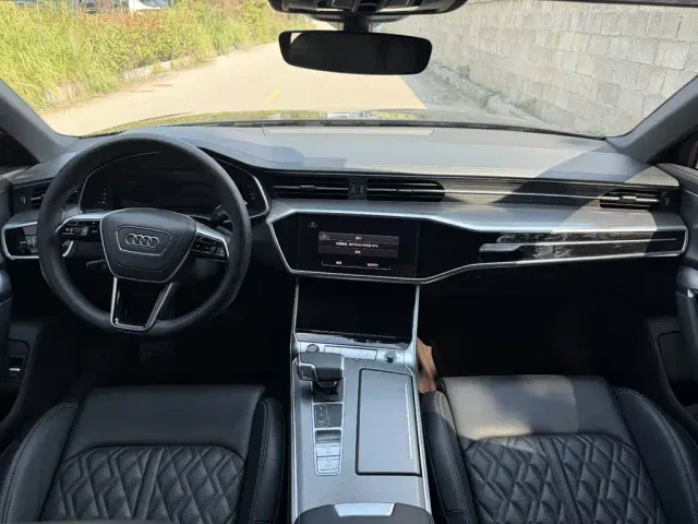 Audi A6L — Фото автомобиля 5