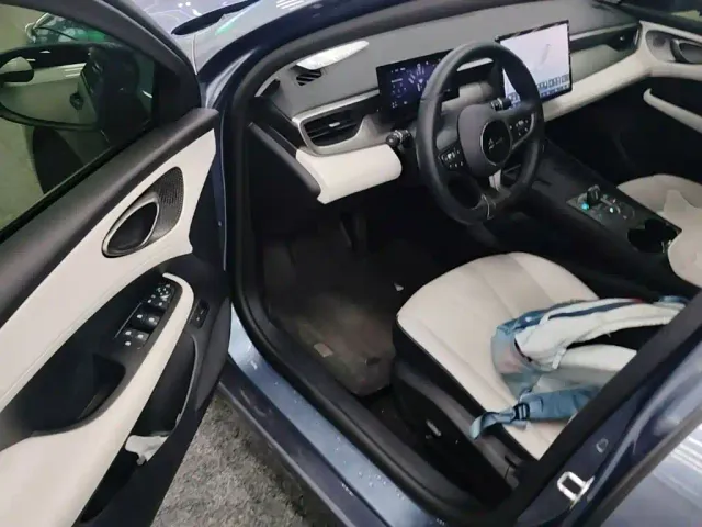 BYD Seal 05 DM-i — Фото автомобиля 15
