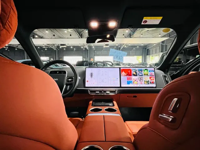 Li Auto L9 — Фото автомобиля 15