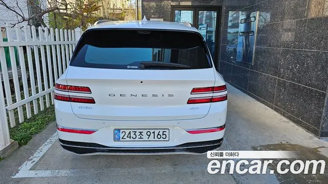 Genesis GV80 — Фото автомобиля 4