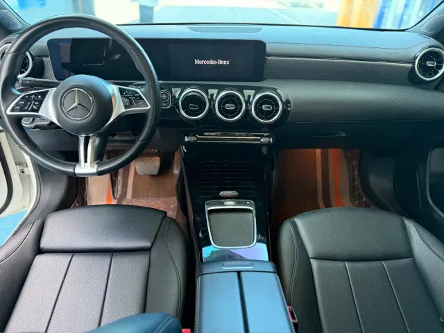 Mercedes-Benz A-Class — Фото автомобиля 9
