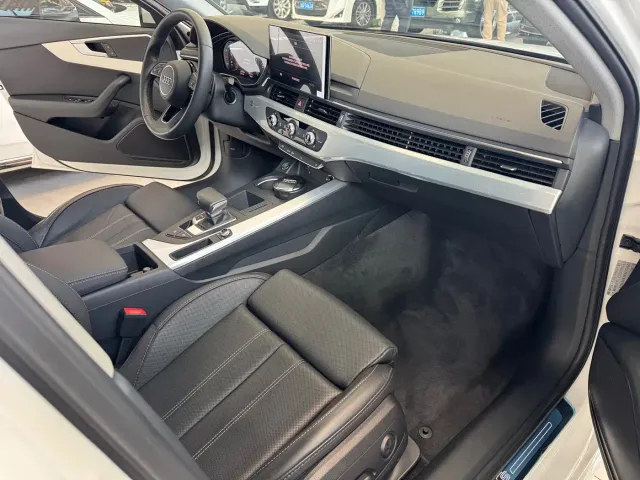 Audi A4L — Фото автомобиля 8