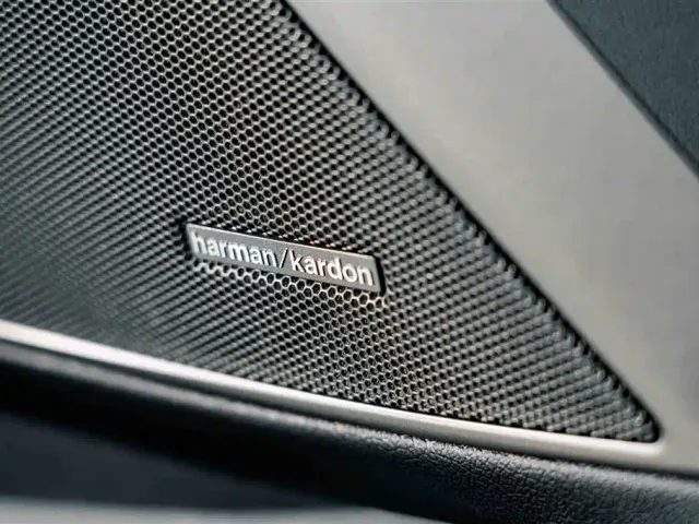 BMW 3 Series — Фото автомобиля 18