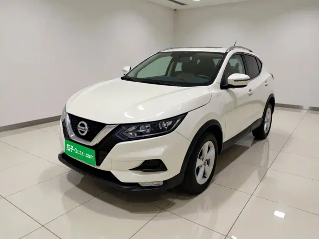 Фотография автомобиля — Nissan Qashqai