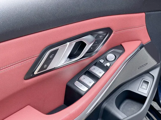 BMW 3 Series — Фото автомобиля 30