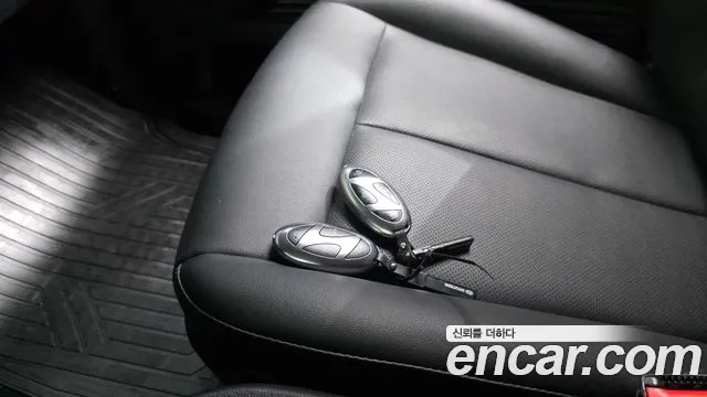 Hyundai Staria Staria — Фото автомобиля 8