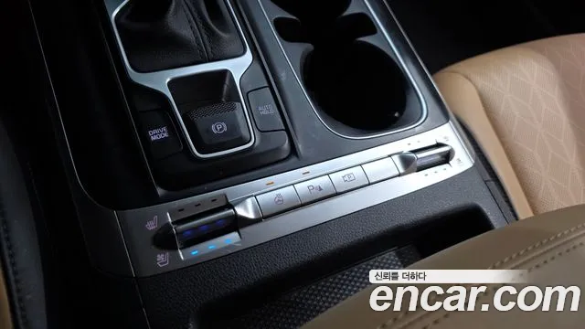 Kia Canival Carnival 4 поколение Бензин 9 мест Prestige — Фото автомобиля 28
