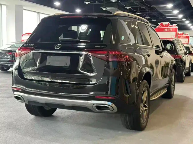 Mercedes-Benz GLE-Class — Фото автомобиля 10