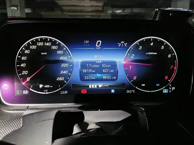 Mercedes-Benz C-Class — Фото автомобиля 4