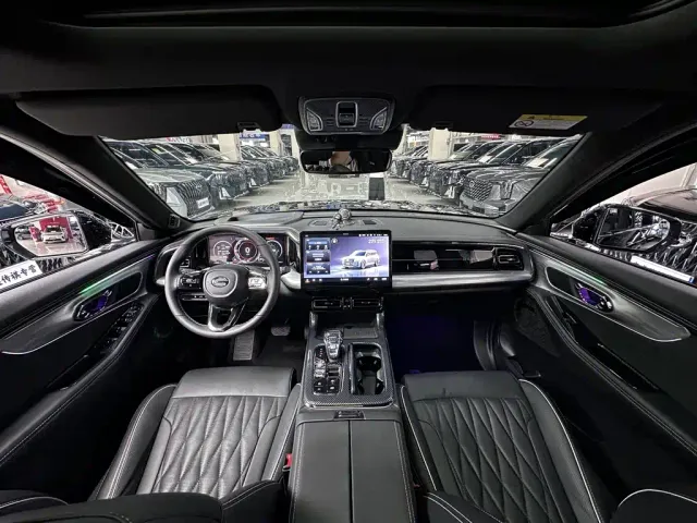 GAC Trumpchi GS8 — Фото автомобиля 22