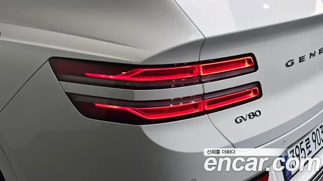Genesis GV80 — Фото автомобиля 8