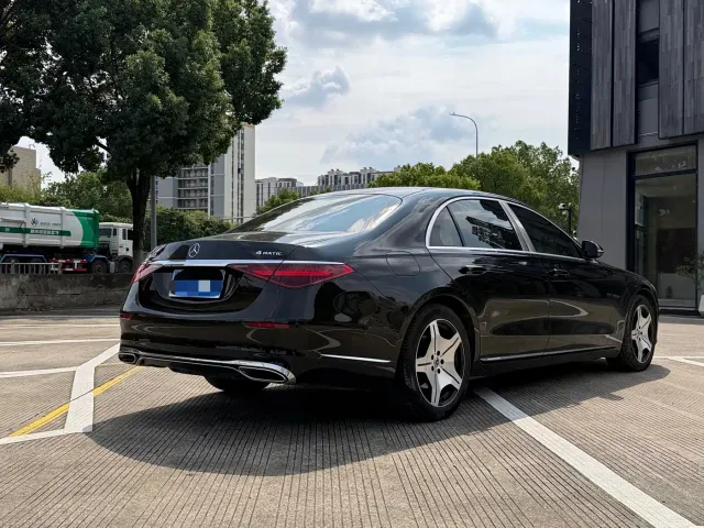 Mercedes-Benz S-Class — Фото автомобиля 10