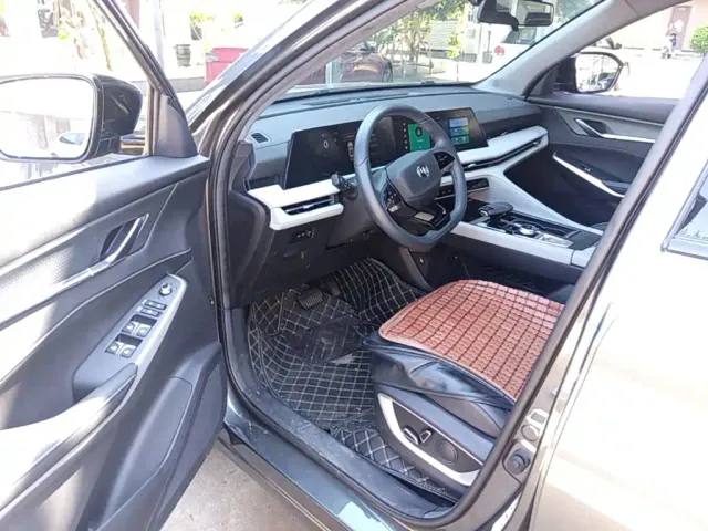Changan CS75 Plus — Фото автомобиля 15