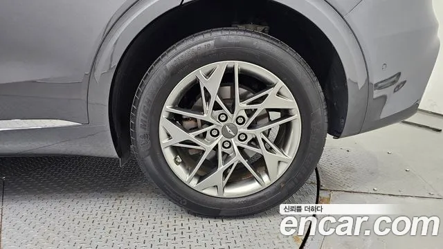 Genesis GV70 2.5T Бензин 2WD — Фото автомобиля 21