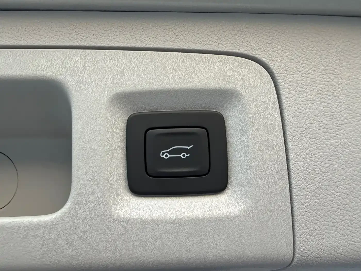 Buick Buick GL8 2025 Land Honor Premium Edition — Фото автомобиля 25