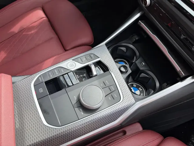 BMW 3 Series — Фото автомобиля 8