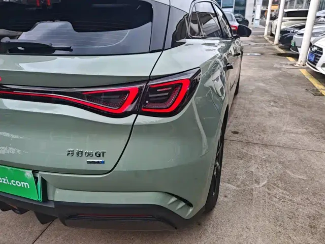 BYD Seal 06 GT — Фото автомобиля 7