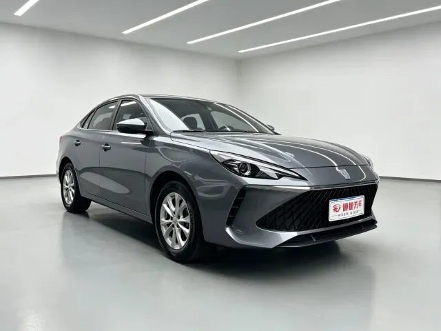 Roewe i5 — Фото автомобиля 3
