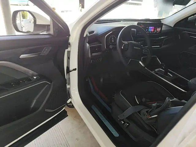 Haval H6 — Фото автомобиля 15