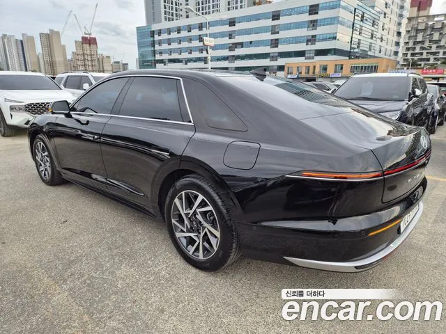 Hyundai Grandeur Grandeur (GN7) 2.5 Бензин 2WD — Фото автомобиля 6