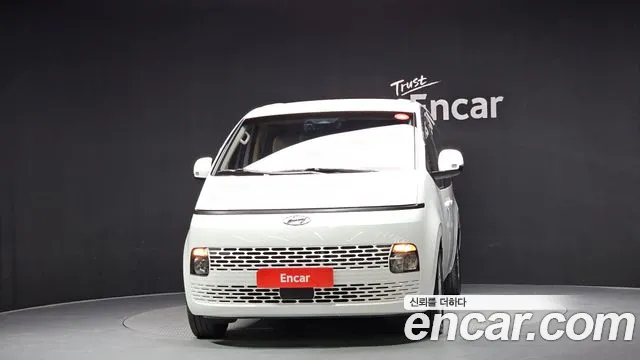 Hyundai Staria Staria Tourer 9 мест — Фото автомобиля 3