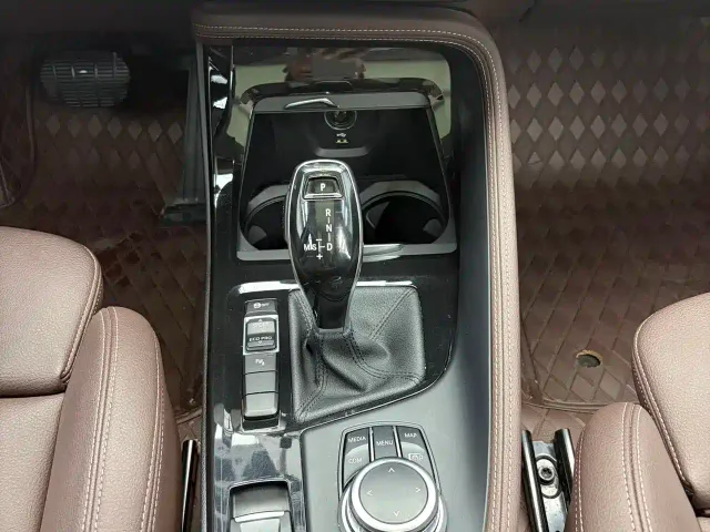 BMW X1 — Фото автомобиля 8