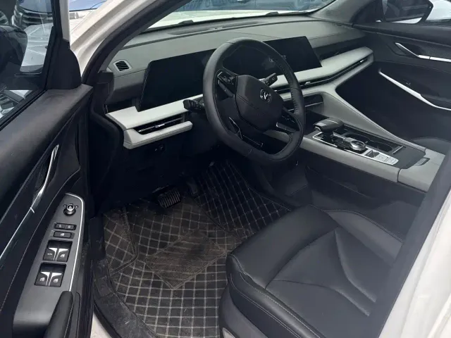 Changan CS75 Plus — Фото автомобиля 7
