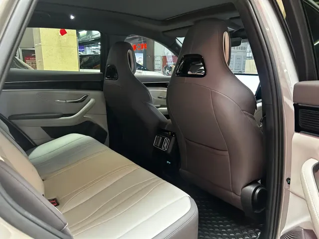 BYD Song PLUS — Фото автомобиля 10