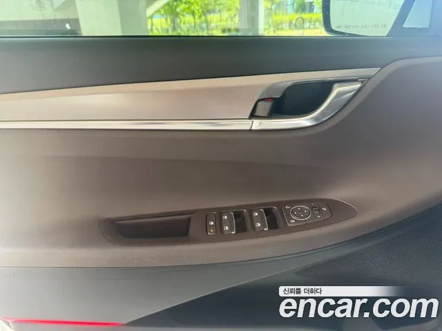 Hyundai Grandeur Новый Grandeur IG — Фото автомобиля 18