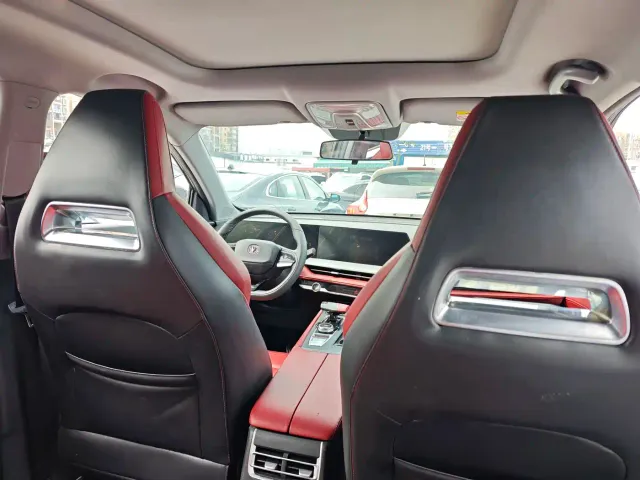 Changan CS75 Plus — Фото автомобиля 9