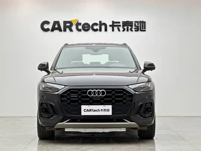 Audi Q5L — Фото автомобиля 7