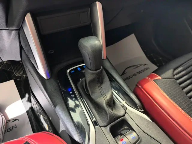 Toyota Corolla Cross — Фото автомобиля 10