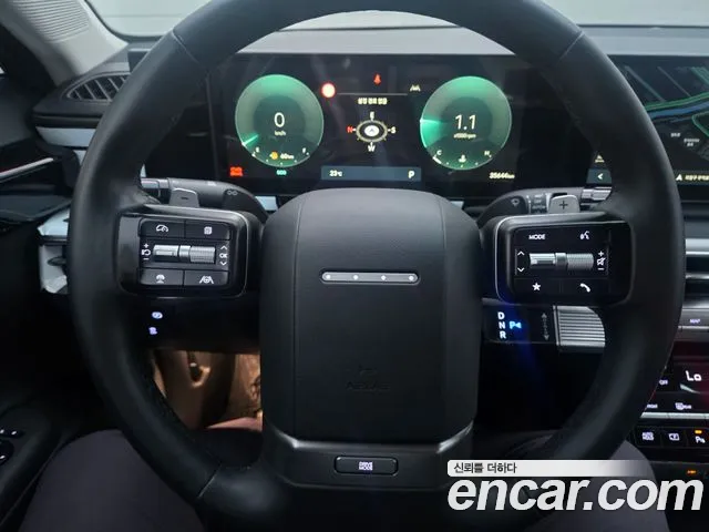 Hyundai Grandeur Grandeur (GN7) — Фото автомобиля 13