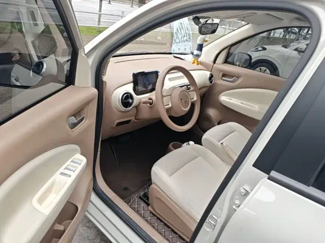Wuling Hongguang Mini EV — Фото автомобиля 14