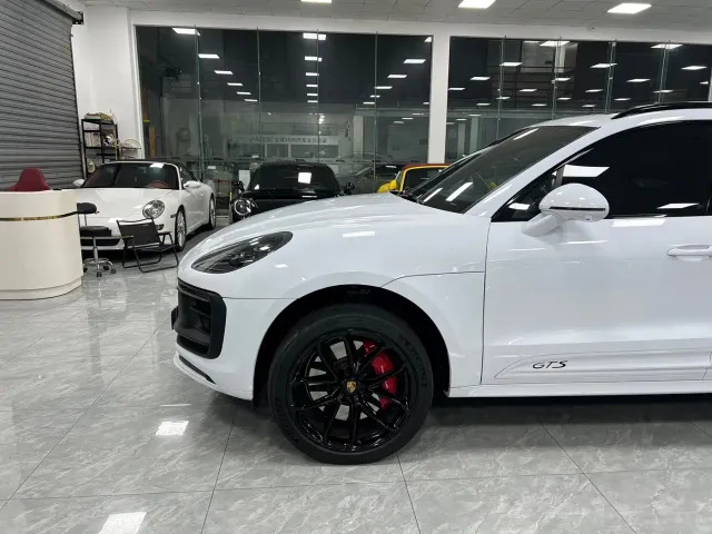 Porsche Macan — Фото автомобиля 18