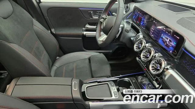 Mercedes-Benz EQB — Фото автомобиля 9