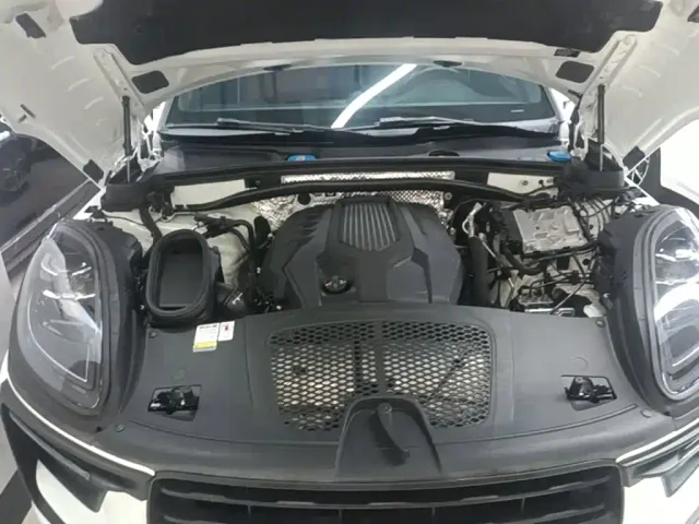 Porsche Macan — Фото автомобиля 19