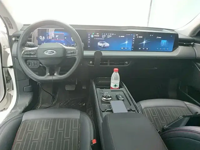Ford Mondeo — Фото автомобиля 9