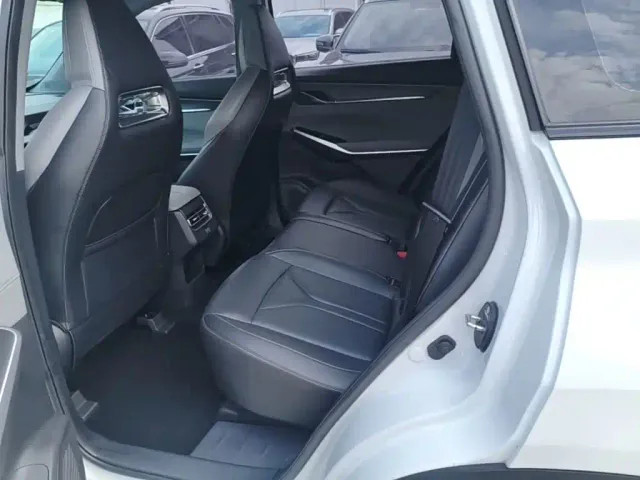 Changan CS75 Plus — Фото автомобиля 16