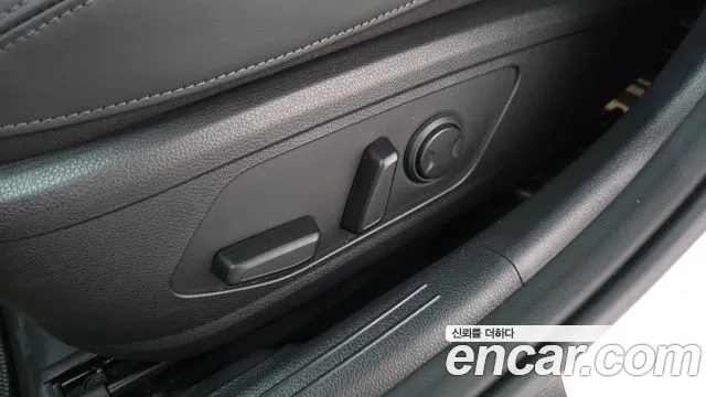 Kia K5 Новый K5 3 поколение 2.0 LPi(Для проката) — Фото автомобиля 30
